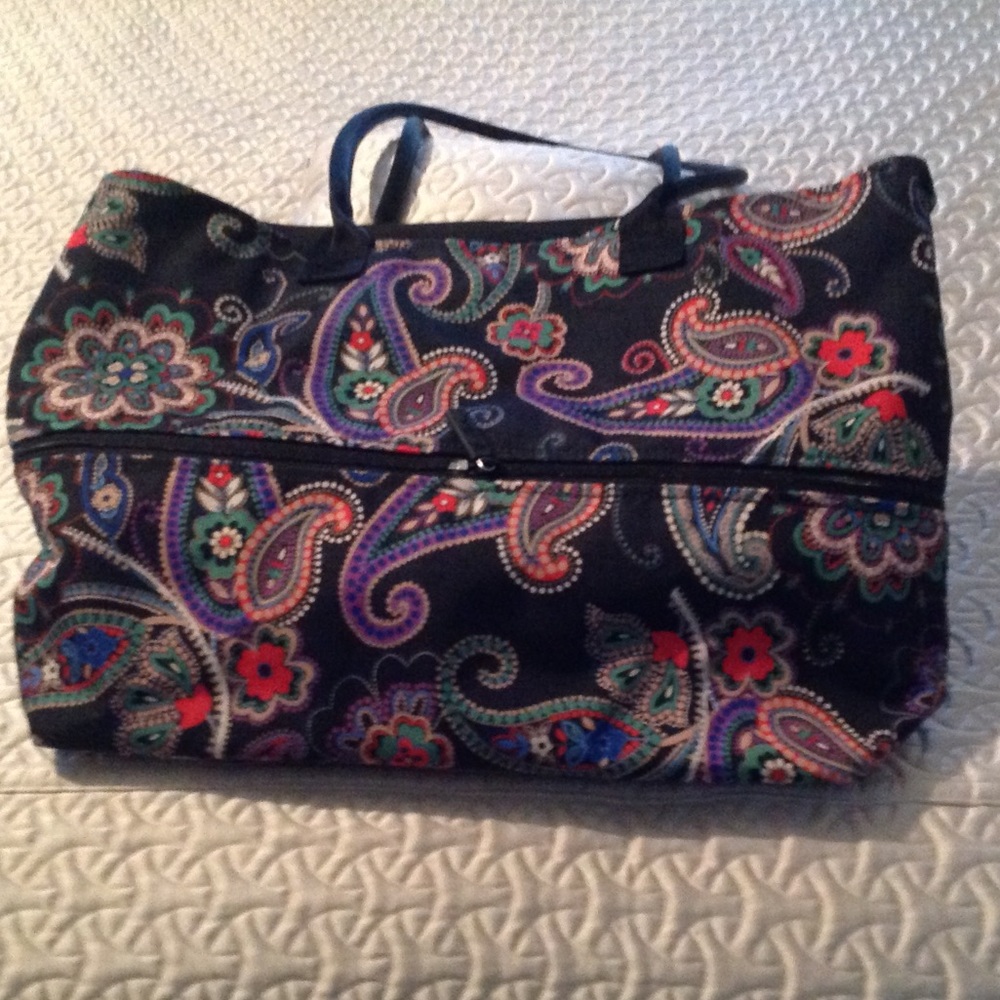 Vera Bradley overnight bag